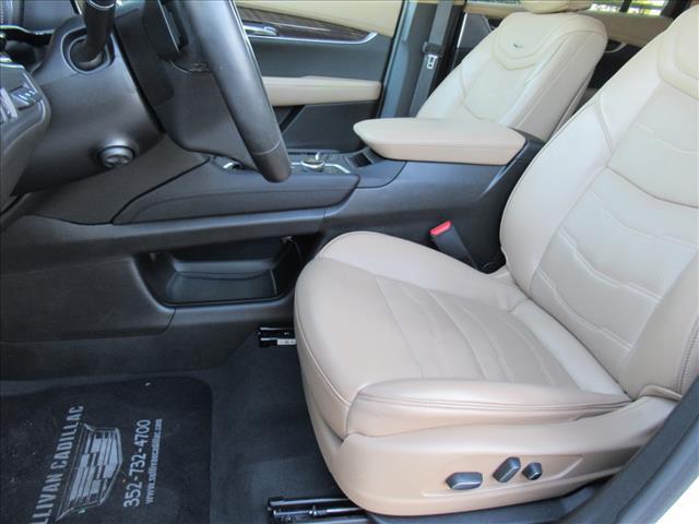 used 2024 Cadillac XT6 car, priced at $53,347