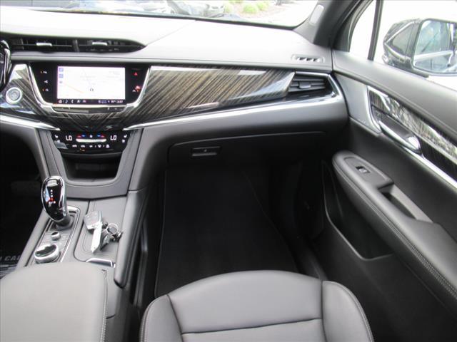 used 2023 Cadillac XT6 car, priced at $47,295