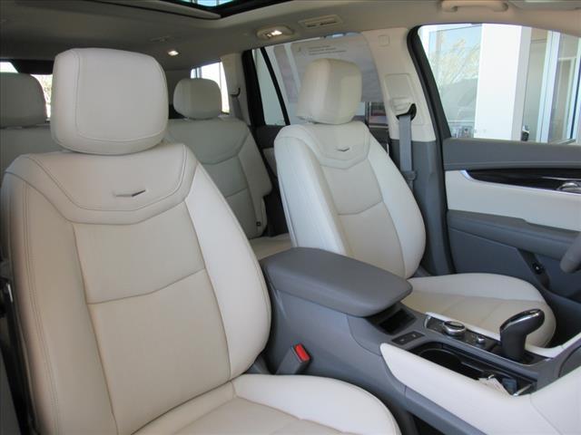 new 2025 Cadillac XT6 car, priced at $66,410