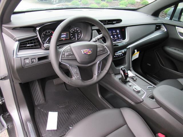 new 2025 Cadillac XT5 car, priced at $48,285