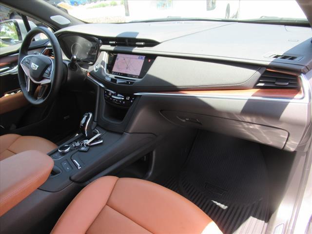new 2025 Cadillac XT5 car, priced at $57,260