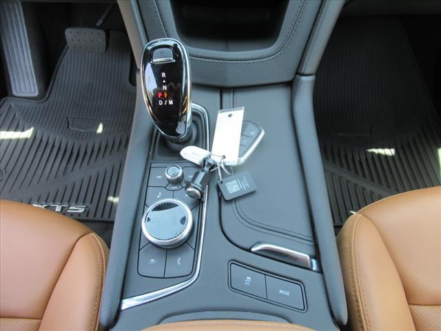 new 2025 Cadillac XT5 car, priced at $57,260