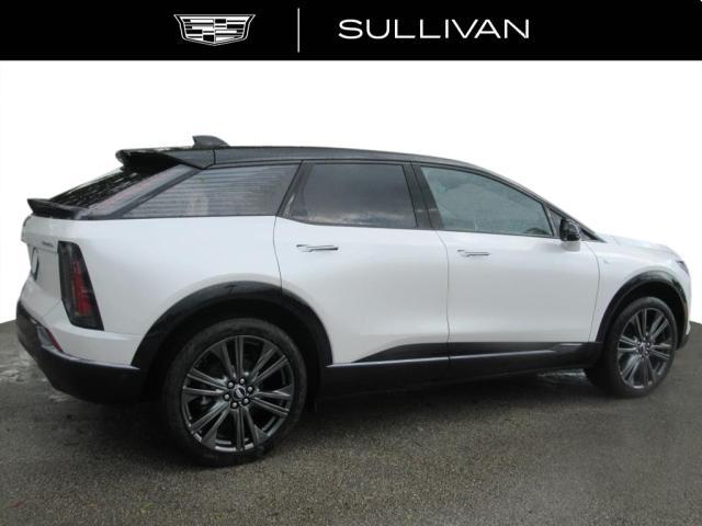 new 2025 Cadillac OPTIQ car, priced at $62,110