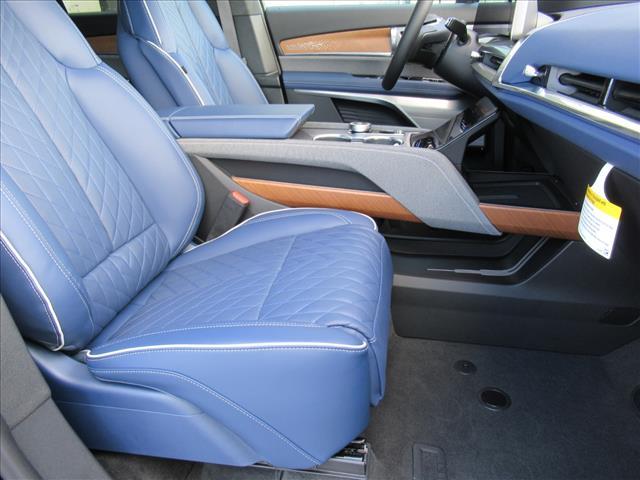 new 2026 Cadillac VISTIQ car, priced at $94,215