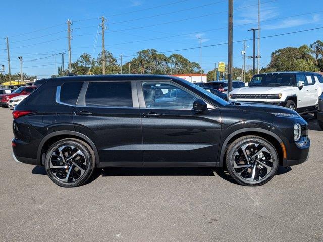 new 2024 Mitsubishi Outlander car, priced at $36,685