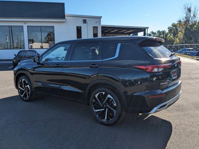 new 2024 Mitsubishi Outlander car, priced at $26,900