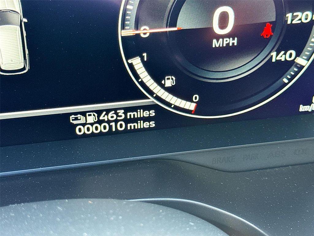 new 2025 Mitsubishi Outlander PHEV car, priced at $46,365