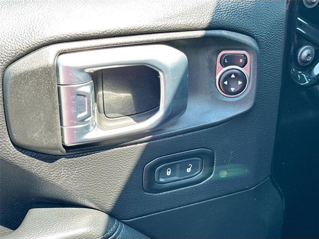 used 2022 Jeep Wrangler Unlimited car, priced at $33,985