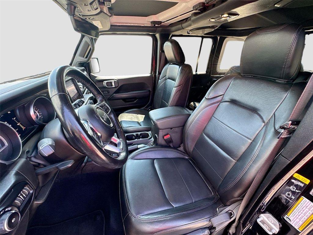 used 2022 Jeep Wrangler Unlimited car, priced at $33,985
