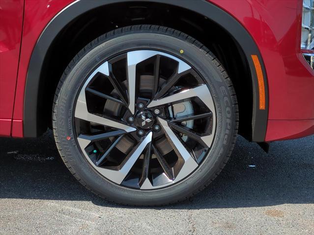 new 2025 Mitsubishi Outlander PHEV car, priced at $44,615