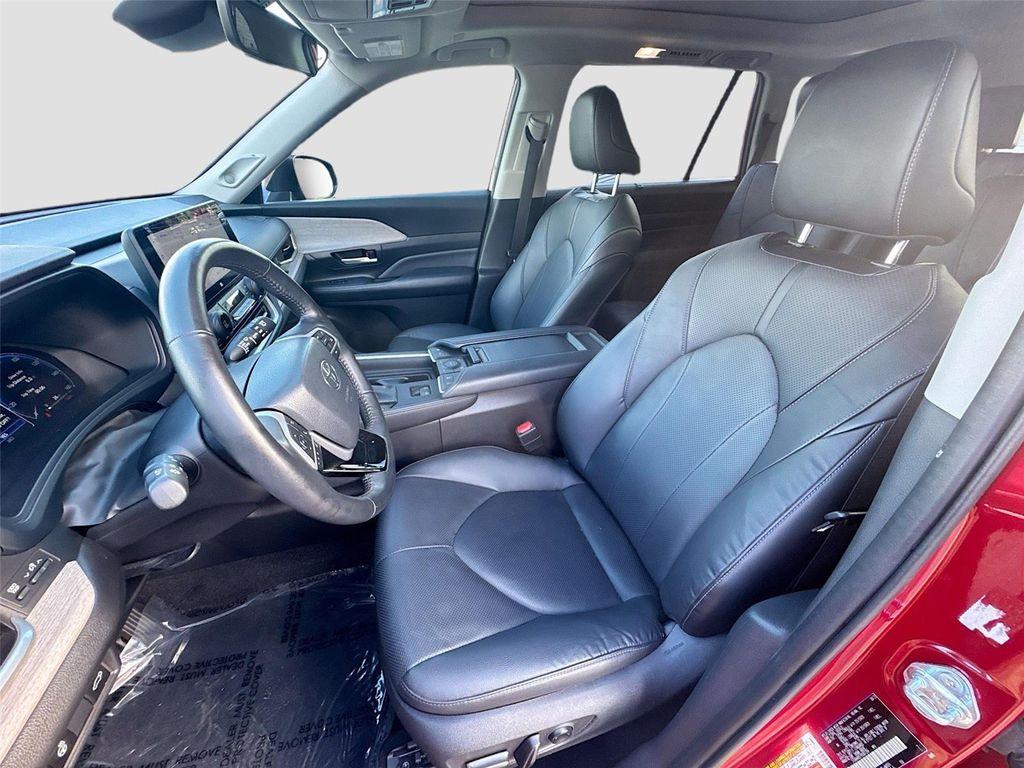 used 2024 Toyota Grand Highlander car, priced at $45,985