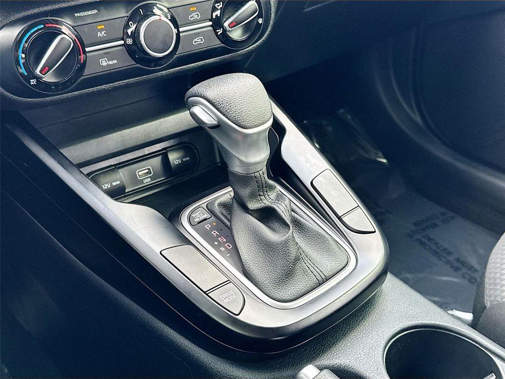 used 2022 Kia Soul car, priced at $15,602