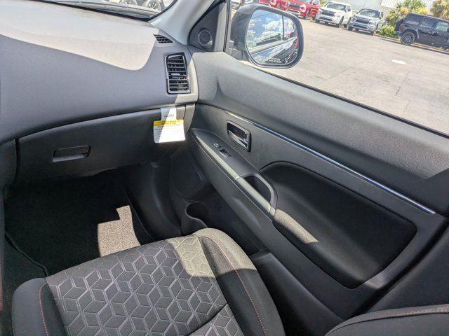 new 2025 Mitsubishi Outlander Sport car