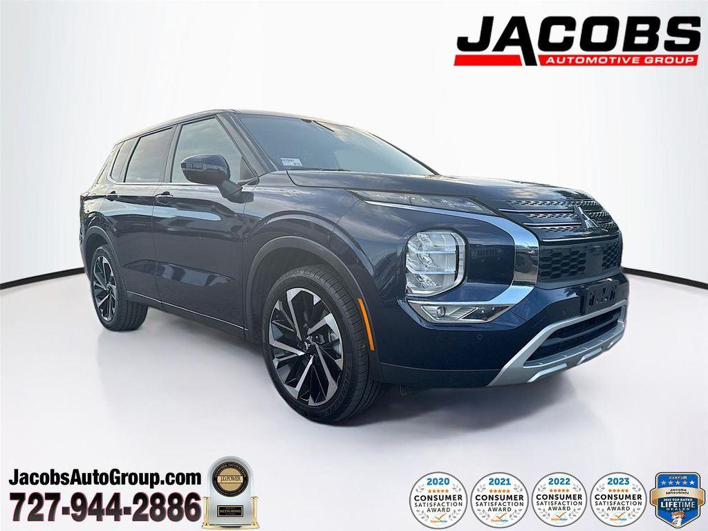 used 2024 Mitsubishi Outlander car, priced at $21,995