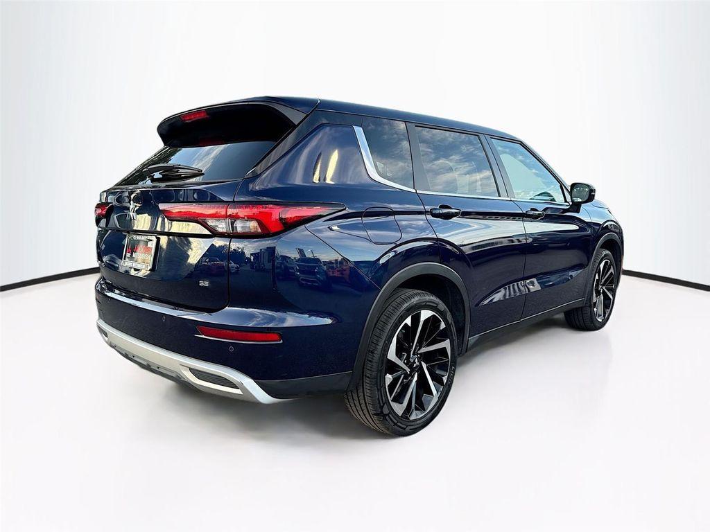 used 2024 Mitsubishi Outlander car, priced at $21,995