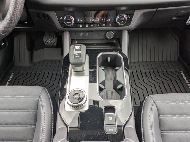 new 2025 Mitsubishi Outlander car, priced at $34,640