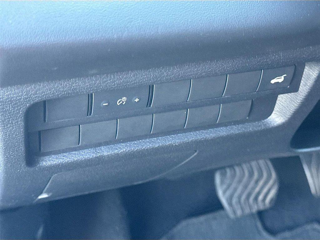 used 2024 Mitsubishi Outlander car, priced at $23,000