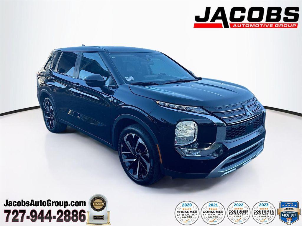 used 2024 Mitsubishi Outlander car, priced at $22,651