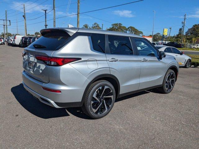 new 2024 Mitsubishi Outlander car, priced at $26,900