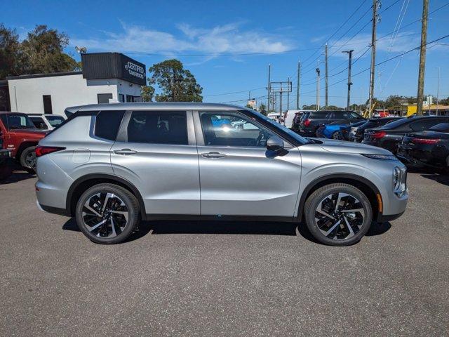 new 2024 Mitsubishi Outlander car, priced at $26,900