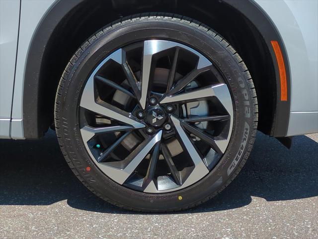 new 2025 Mitsubishi Outlander PHEV car, priced at $41,515