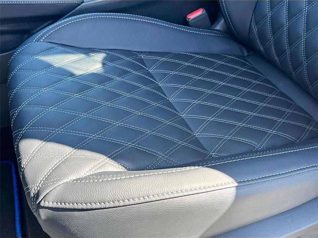 new 2025 Mitsubishi Outlander PHEV car, priced at $43,265