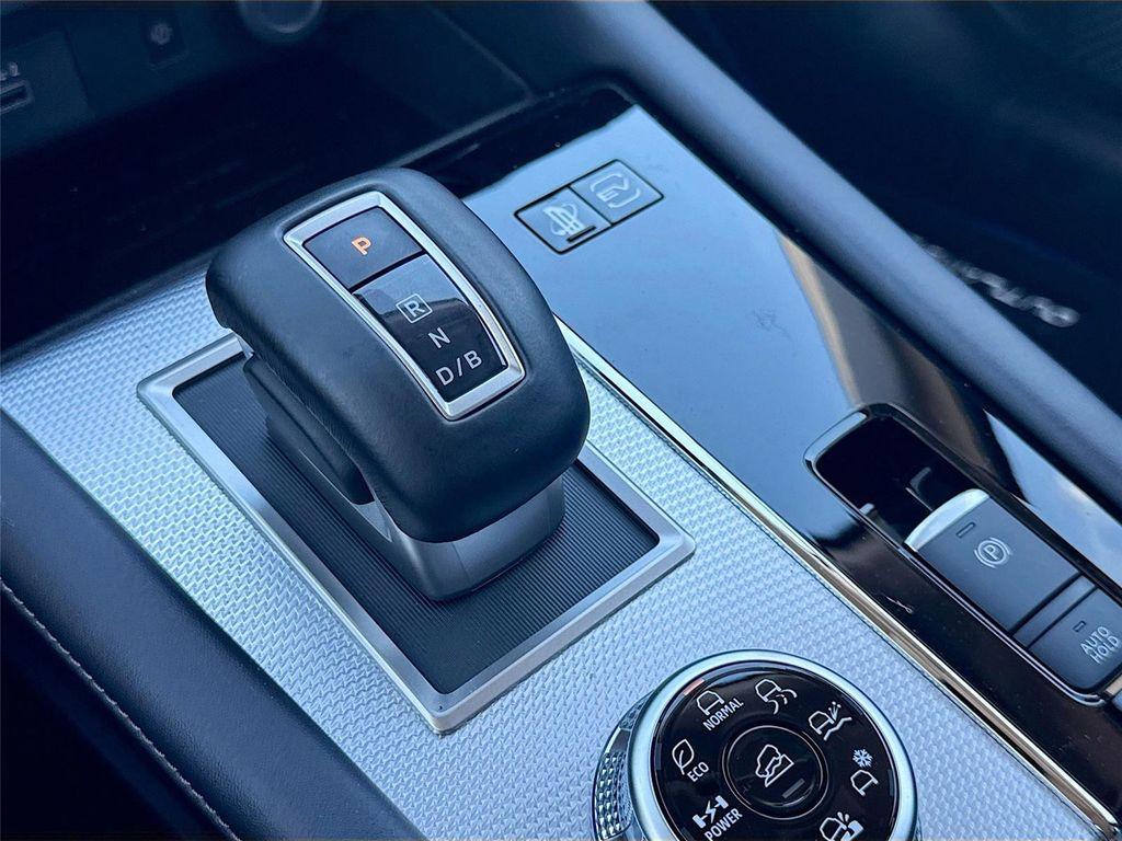 new 2025 Mitsubishi Outlander PHEV car, priced at $43,265