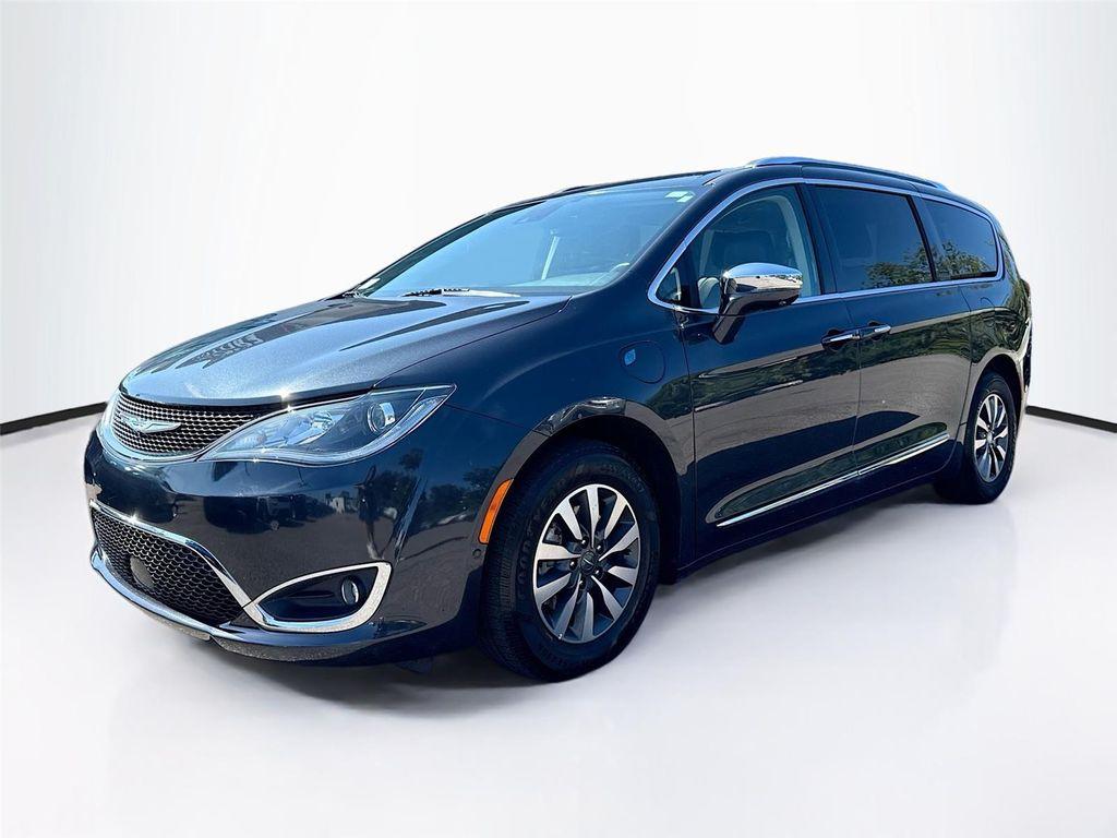 used 2020 Chrysler Pacifica Hybrid car, priced at $22,000