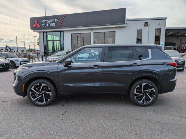 new 2024 Mitsubishi Outlander car