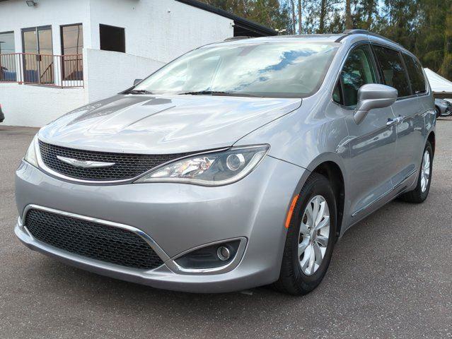 used 2017 Chrysler Pacifica car, priced at $11,000