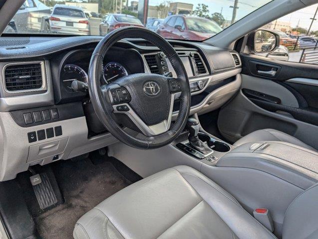 used 2015 Toyota Highlander car, priced at $17,995