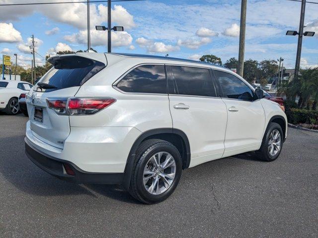 used 2015 Toyota Highlander car, priced at $18,200