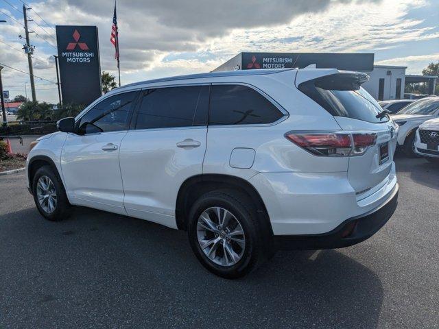 used 2015 Toyota Highlander car, priced at $18,200