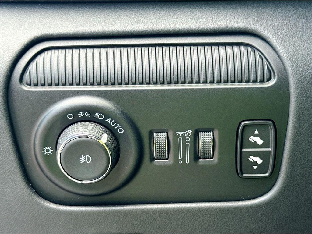 used 2023 Jeep Grand Wagoneer car, priced at $52,500