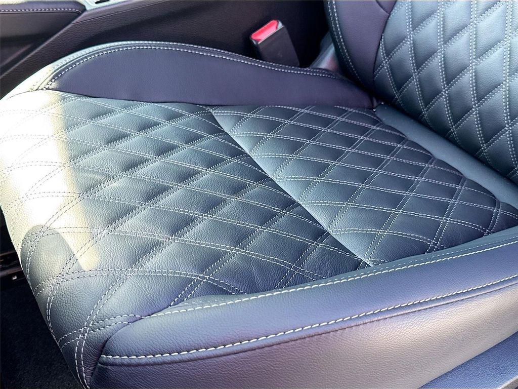 new 2025 Mitsubishi Outlander PHEV car, priced at $43,265