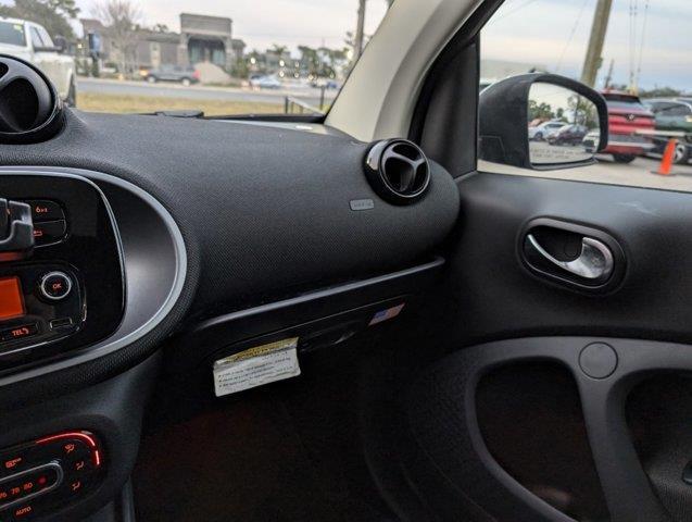 used 2016 smart ForTwo car, priced at $11,995