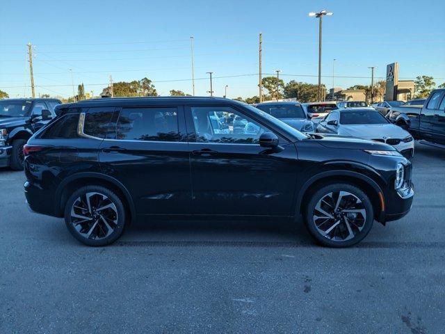 new 2024 Mitsubishi Outlander car, priced at $29,600