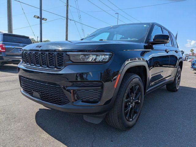 used 2024 Jeep Grand Cherokee car, priced at $32,500