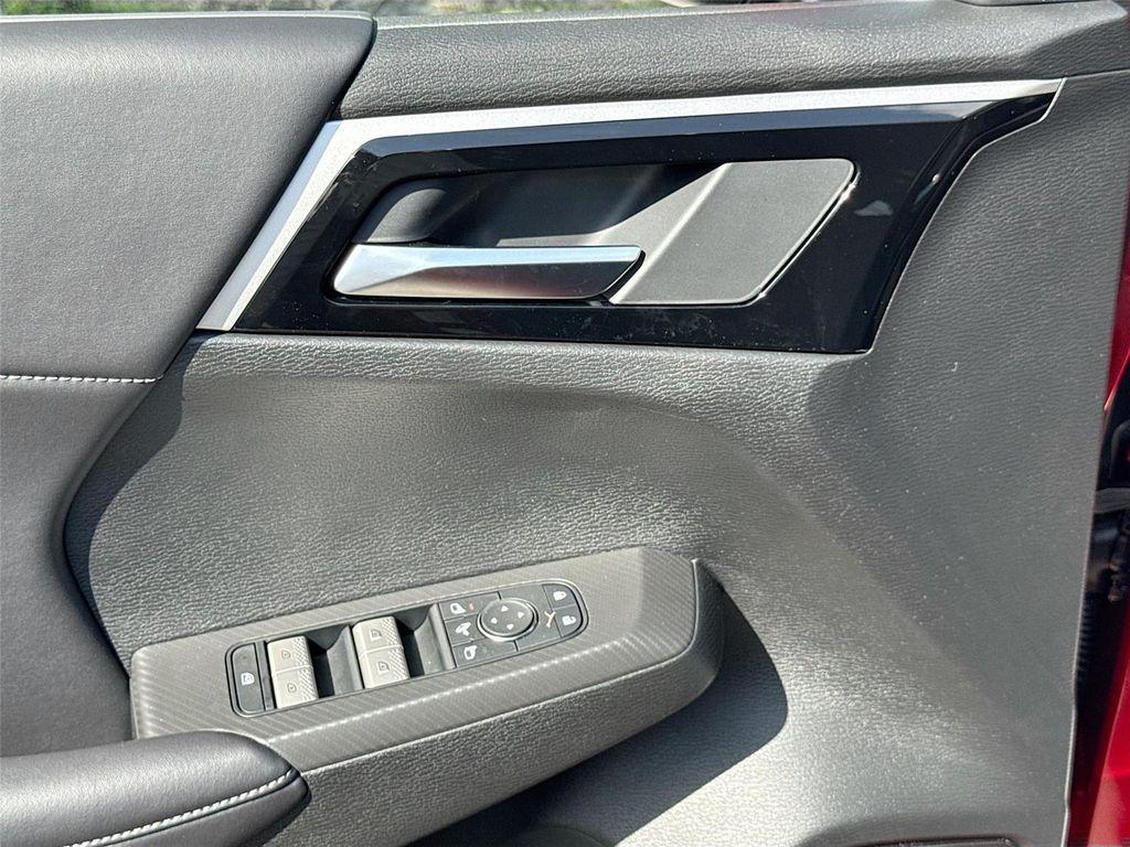 used 2025 Mitsubishi Outlander car, priced at $29,800