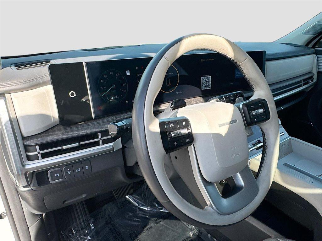 used 2024 Hyundai Santa Fe car, priced at $34,686