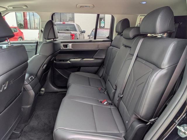 used 2025 Hyundai Santa Fe car, priced at $36,388