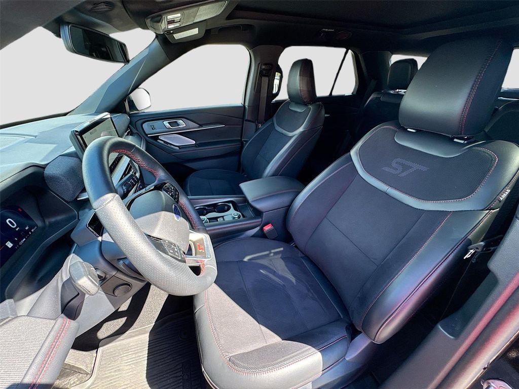 used 2025 Ford Explorer car, priced at $46,000