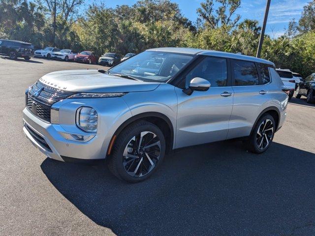 new 2024 Mitsubishi Outlander car, priced at $36,090