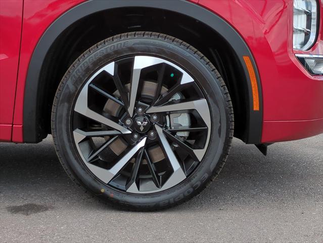 new 2025 Mitsubishi Outlander PHEV car, priced at $44,615