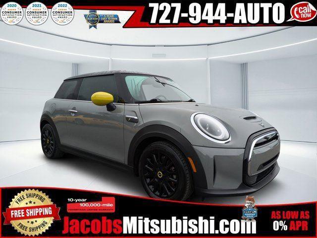 used 2022 MINI Hardtop car, priced at $18,300