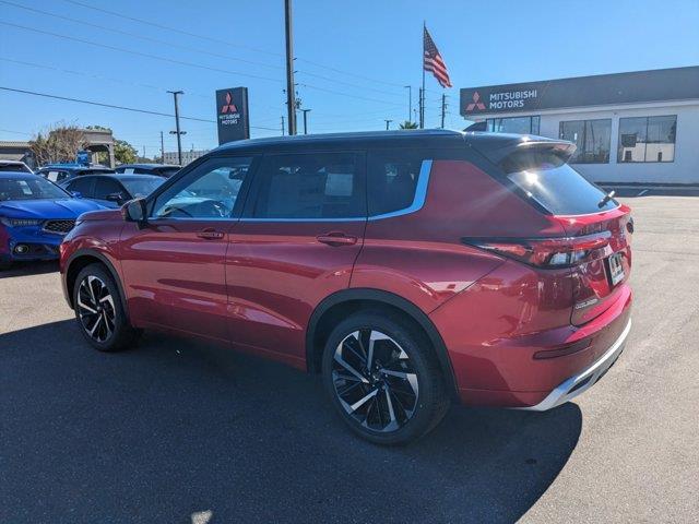 new 2024 Mitsubishi Outlander car, priced at $31,095