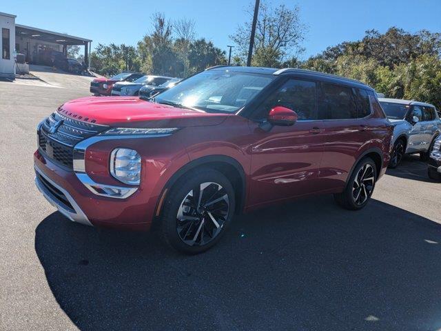 new 2024 Mitsubishi Outlander car, priced at $31,095