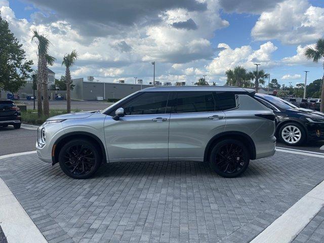 new 2024 Mitsubishi Outlander car, priced at $37,540