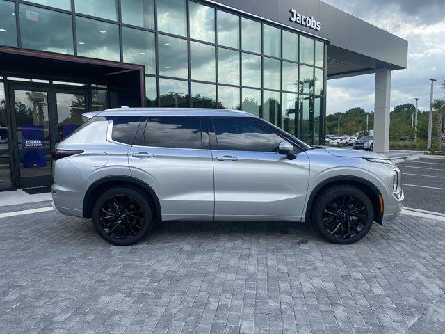 new 2024 Mitsubishi Outlander car, priced at $37,540