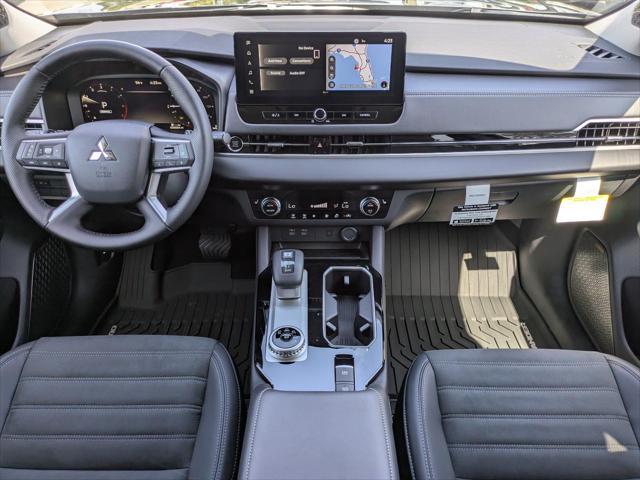 new 2025 Mitsubishi Outlander car, priced at $39,305